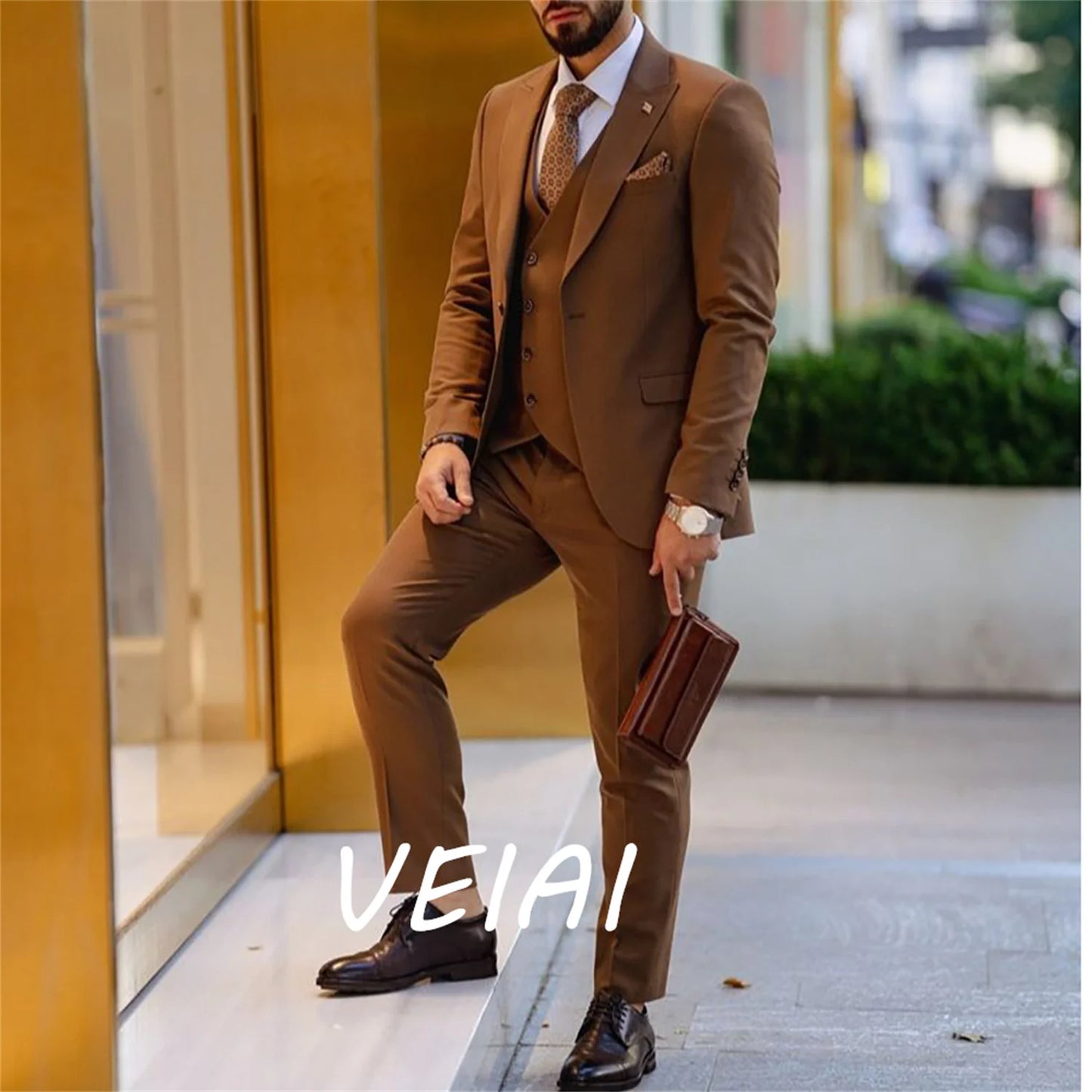 Tailor Made Peak Lapel Navy Blue One Button Suit Men